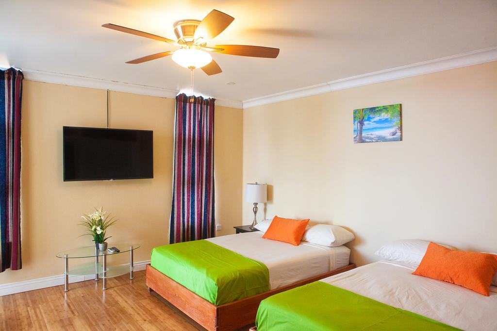 Montego Bay Club Apartments Zewnętrze zdjęcie